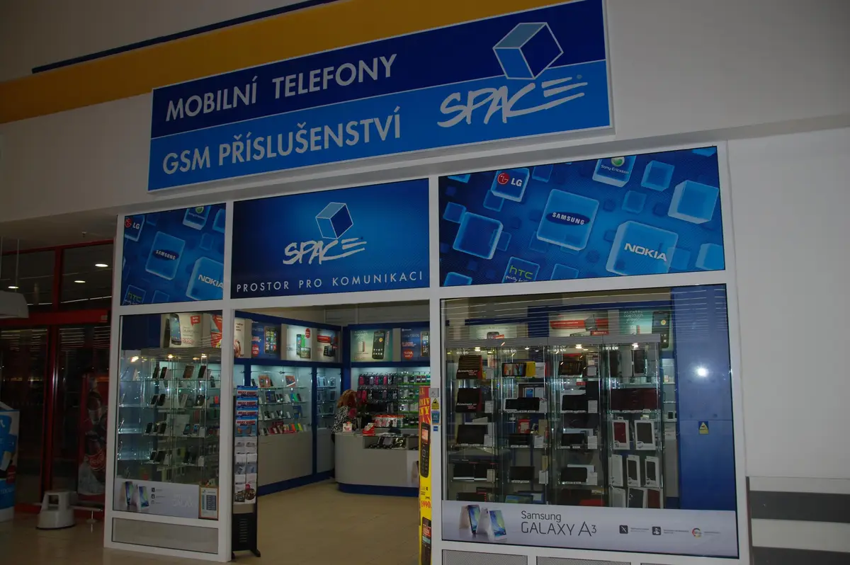 SPACE mobilní telefony